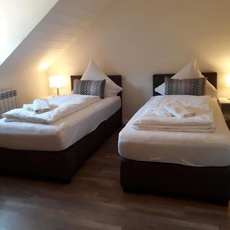 Ferienwohnungen Haus Scheidter 42 Σααρμπρύκεν Εξωτερικό φωτογραφία